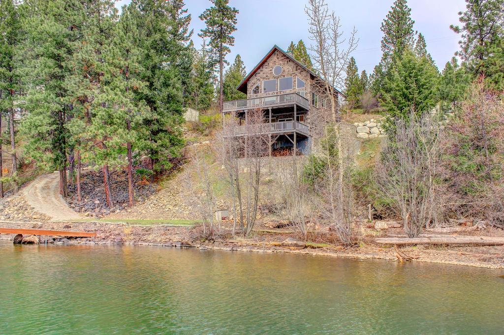 Beautiful Lake Coeur D'Alene Cabin On The Bay Hotel Mica Eksteriør billede